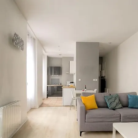 Appartement Cosy Renove, Hyper-Centre Lyon דירה